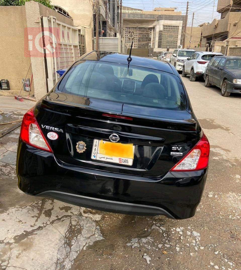 نیسان ڤێرسا